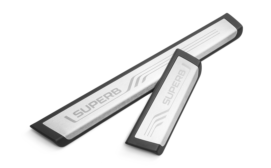 Ozdobne listwy progowe Superb III