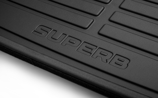 Plastikowa wanna do przestrzeni bagażowej Superb III Combi