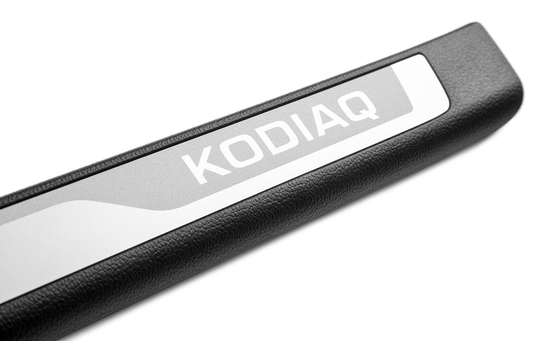 Ozdobne nakładki progowe Kodiaq
