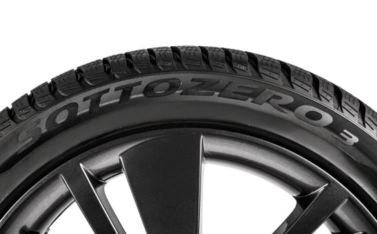 Kompletne koło zimowe Zenith 18" do Superb III