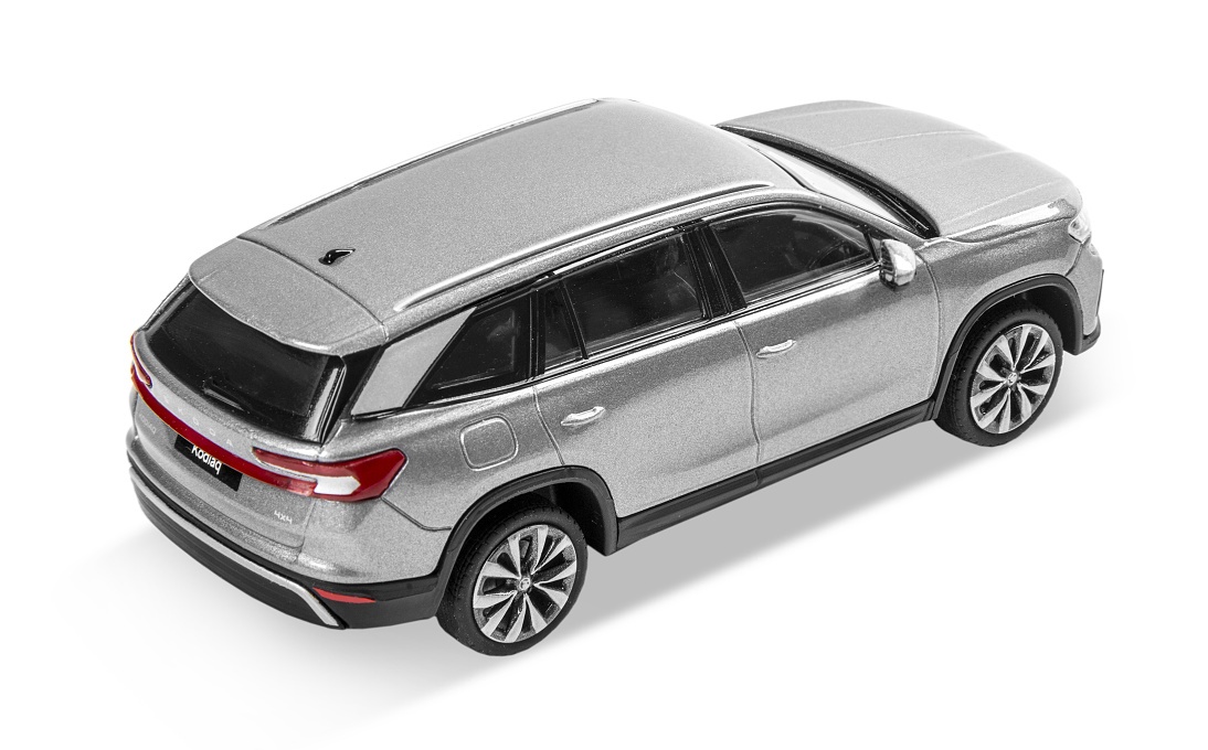 Kodiaq II 1:43 srebrny Smokey