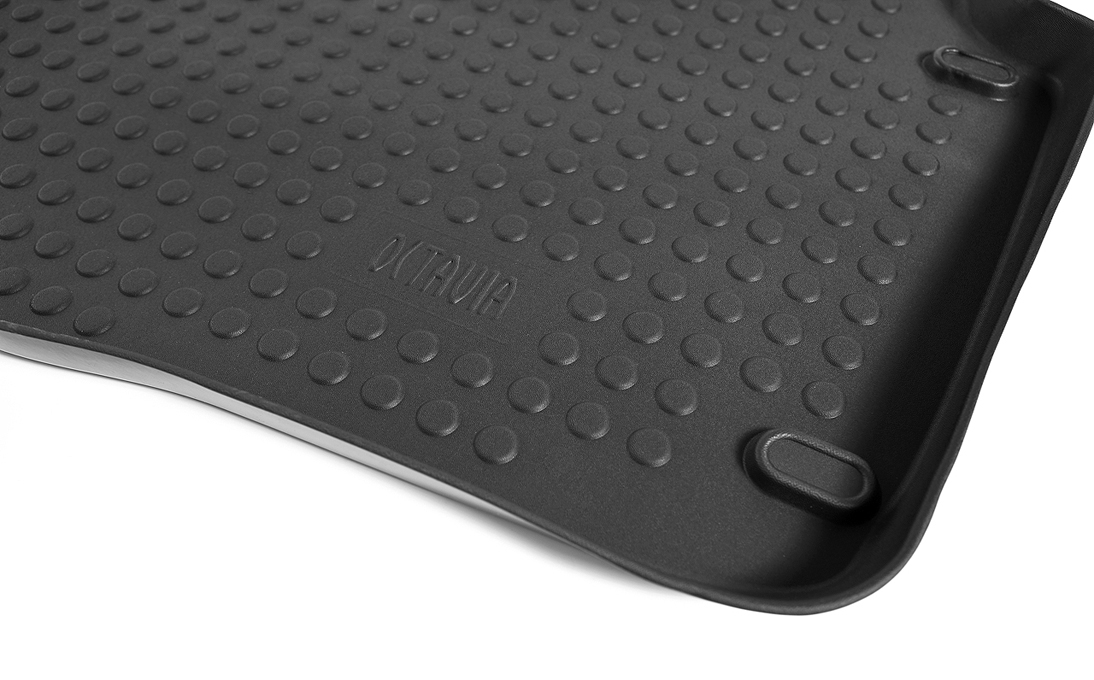 Plastikowa taca do bagażnika do modelu Octavia II Combi