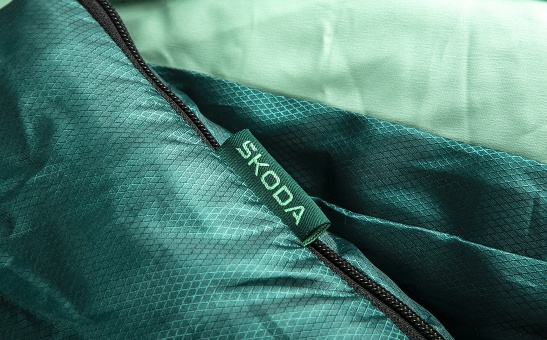 Śpiwór i koc w jednym