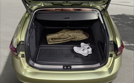 Dywanik dwustronny Superb IV Combi