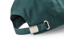 Czapka z daszkiem Plus