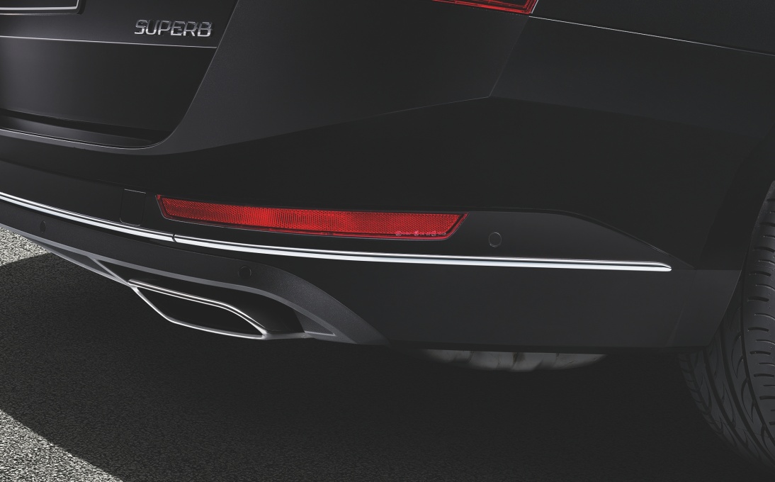 Listwa zderzaka tylnego – chrom