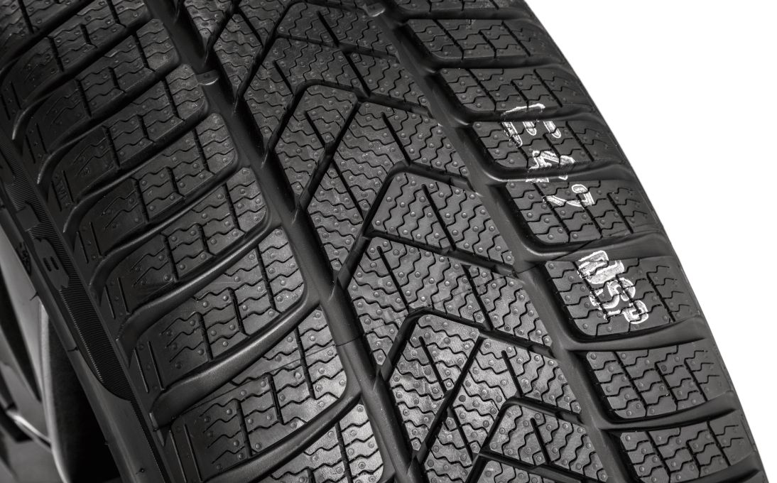 Kompletne koło zimowe Zenith 18" do Superb III