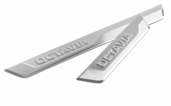 Ozdobne nakładki progowe OCTAVIA IV