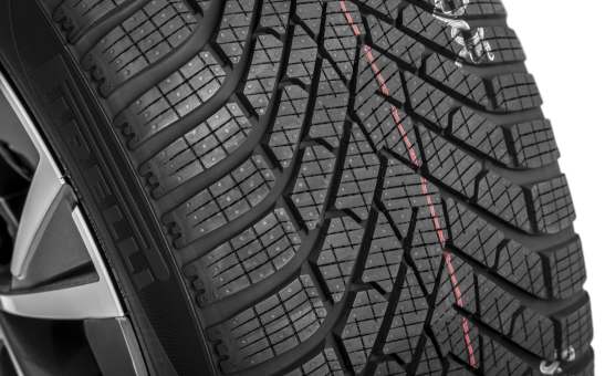 Kompletne koło zimowe Dofida 18" do Superb IV