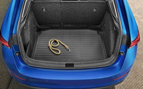 Dwustronny dywanik do bagażnika Scala