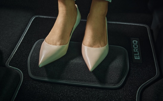 Podnóżek „Lounge Step” czarny