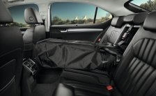 Pokrowiec na narty do auta