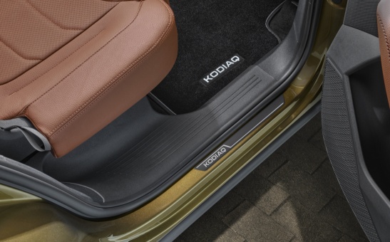 Ozdobne nakładki progowe Kodiaq