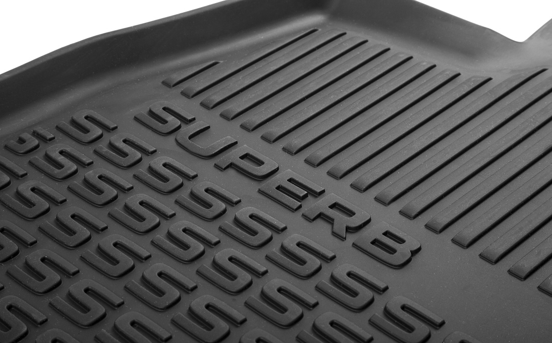 Dywaniki całoroczne Superb III – przednie