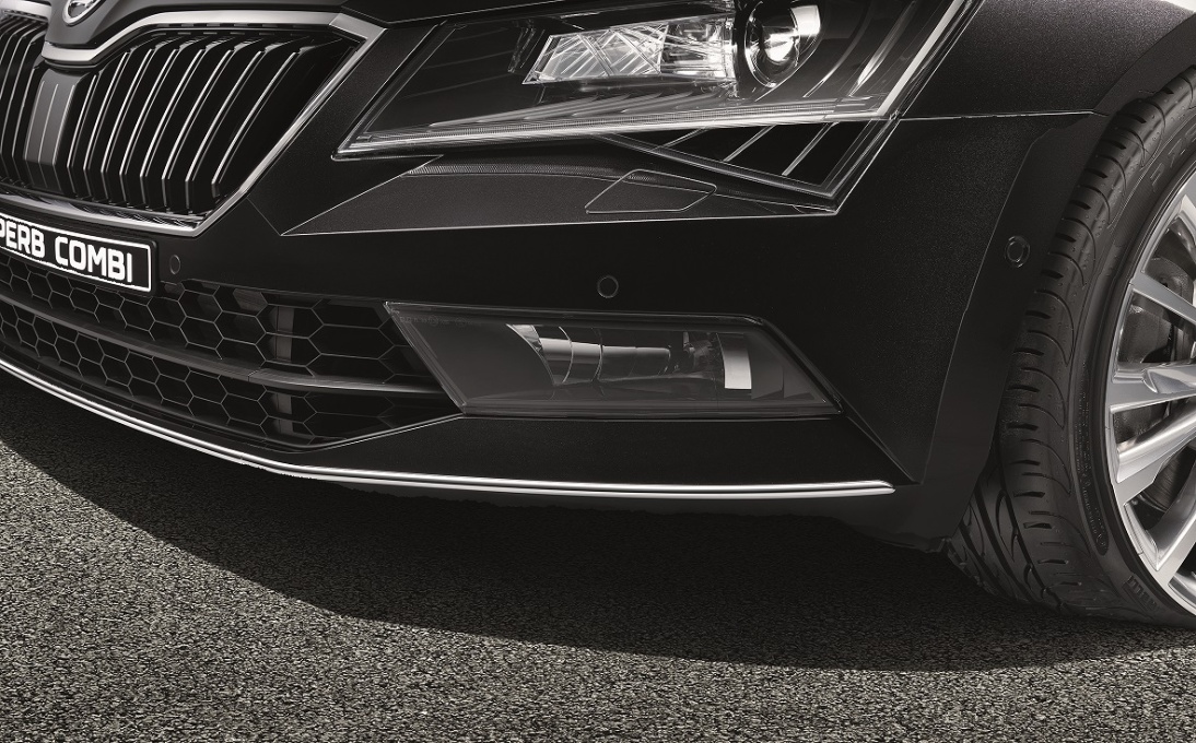 Listwa zderzaka przedniego Superb III