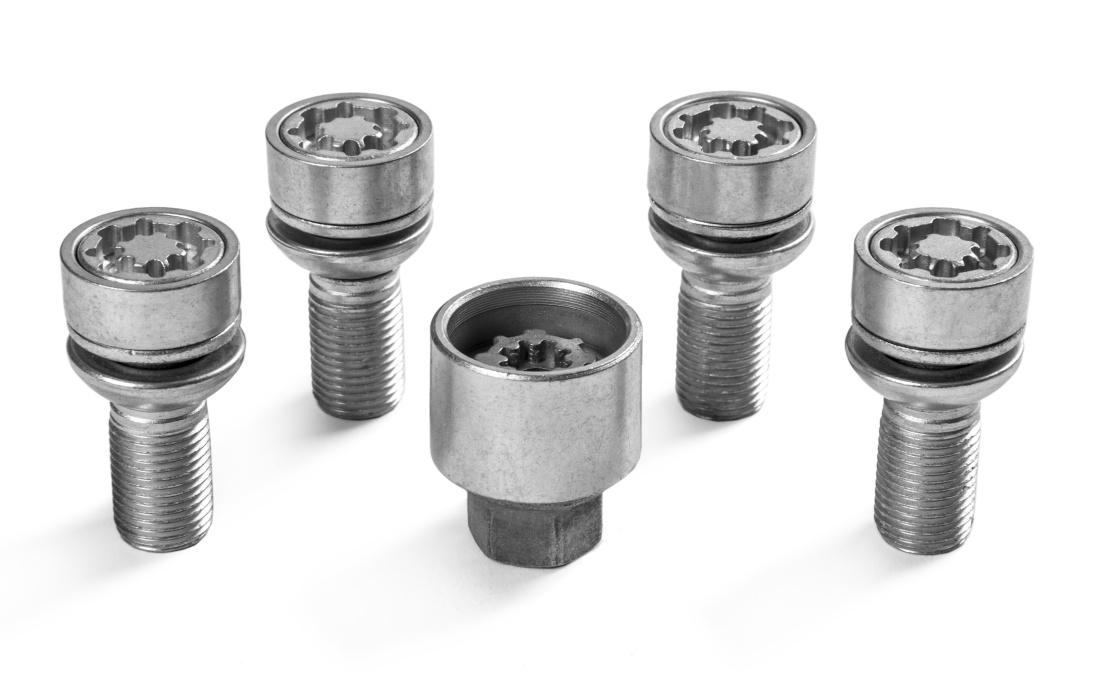 Śruby zabezpieczające koła Elroq a Enyaq