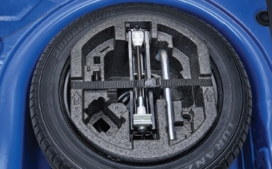 Zestaw do wymiany koła zapasowego 15"